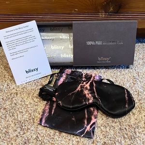 Blissy mulberry silk eye/sleep mask